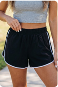 Black Contrast Trim Pleated Shorts